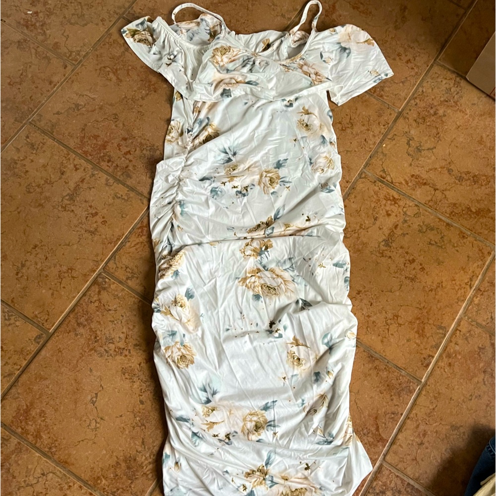 Maternity Cream colored ruched dress in size small